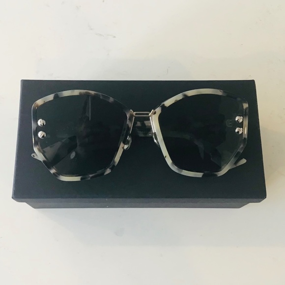 CHRISTIAN DIOR ADDICT 2 sunglasses in original box and packaging - like new - Picture 11 of 14